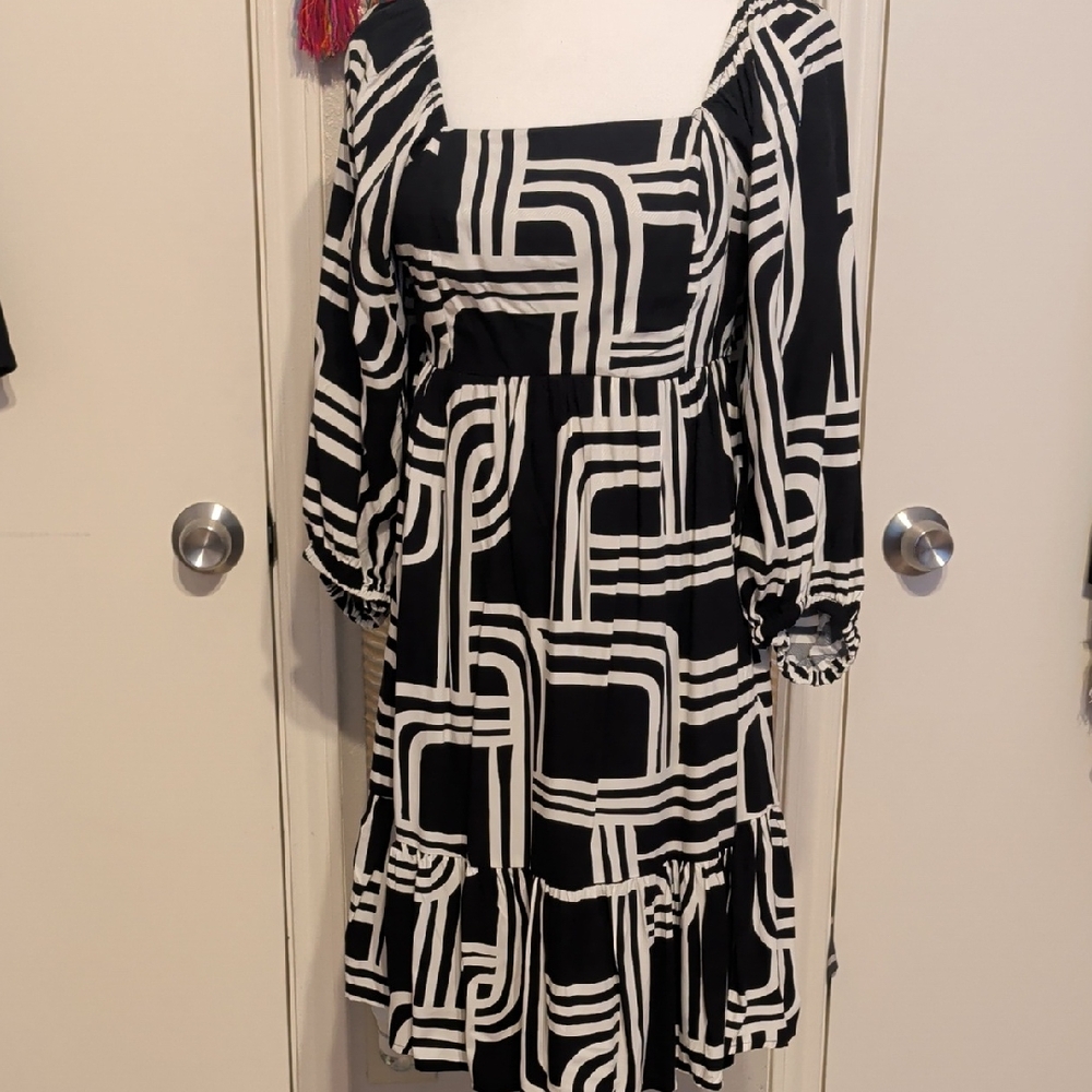 Nine West Black and White Midi Dress